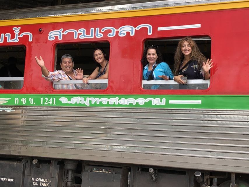 Bangkok: Maeklong Railway Market & Floating Market Tour - Who should book this market tour?