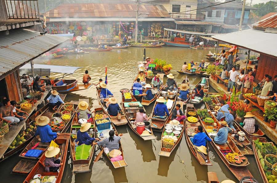 Bangkok: Maeklong Train Market & Floating Market Day Tour - Key points to know before booking