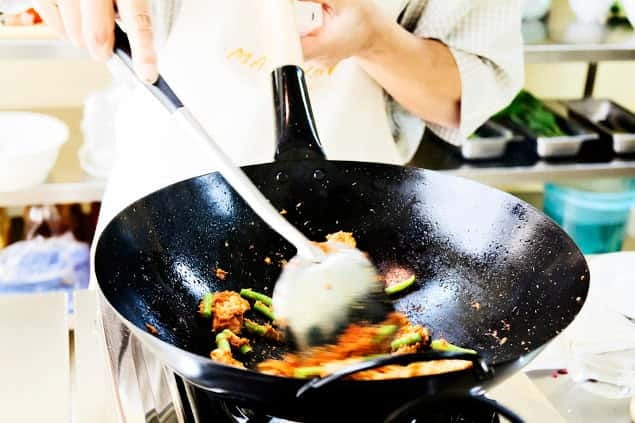 Bangkok: Maliwan Thai Cooking Class with Market Tour - Recipes, Certificate, and Take-Home Value