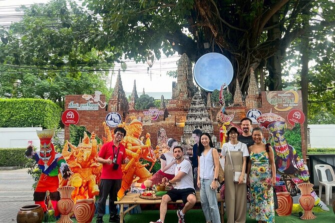 Bangkok Night Market Tour Dinner and Vintage Find - Starting at BTS Ekkamai