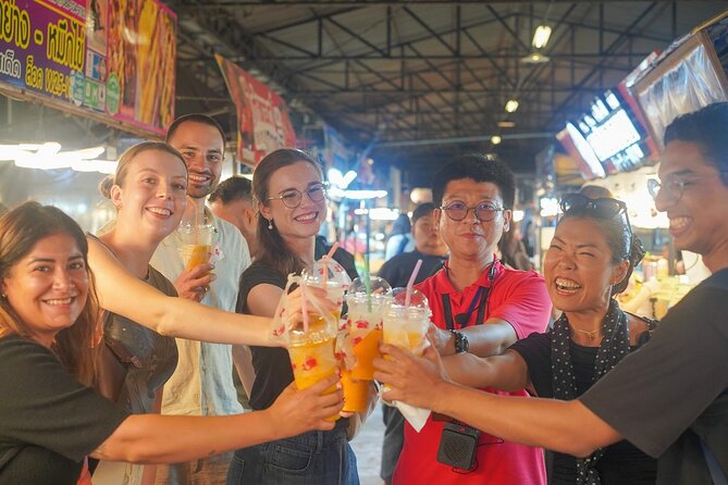 Bangkok Night Market Tour Dinner and Vintage Find - Who will enjoy this Bangkok evening?