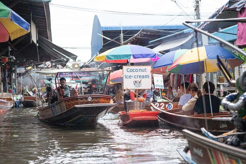 Bangkok: Premium Damnoen Saduak & Railway Market By Food Bus - Who will enjoy this tour most