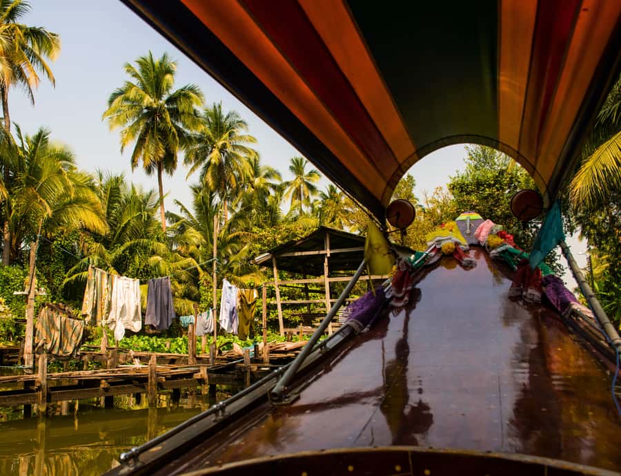 Bangkok: Private Damnoen Saduak Floating & Train Market Tour - A full day beyond Bangkok’s concrete