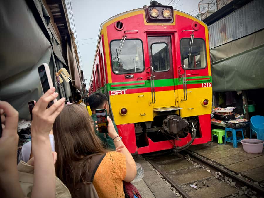 Bangkok: Private Floating Market and Train Market Experience - Taking the longtail boat through the canals