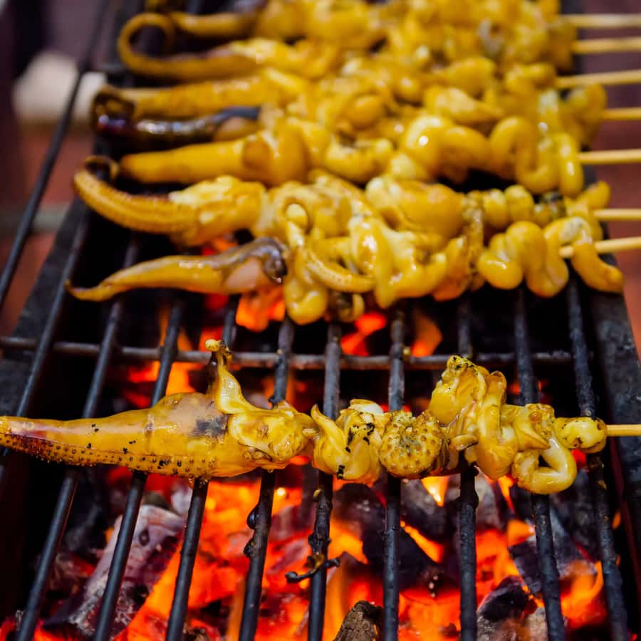 Bangkok: Private Old Quarter, Night Street Market, Temples - Yaowarat Street and the evening food scene
