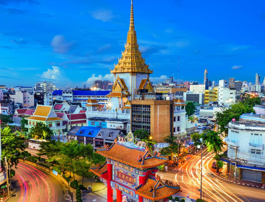 Bangkok: Private Old Quarter, Night Street Market, Temples - Pak Khlong Talat flower market