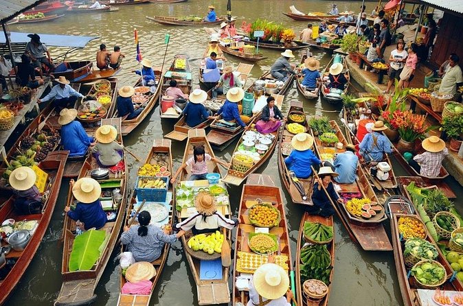 Bangkok: Railway and Floating Market Tour + Dragon Temple - Who should choose this Bangkok outing?