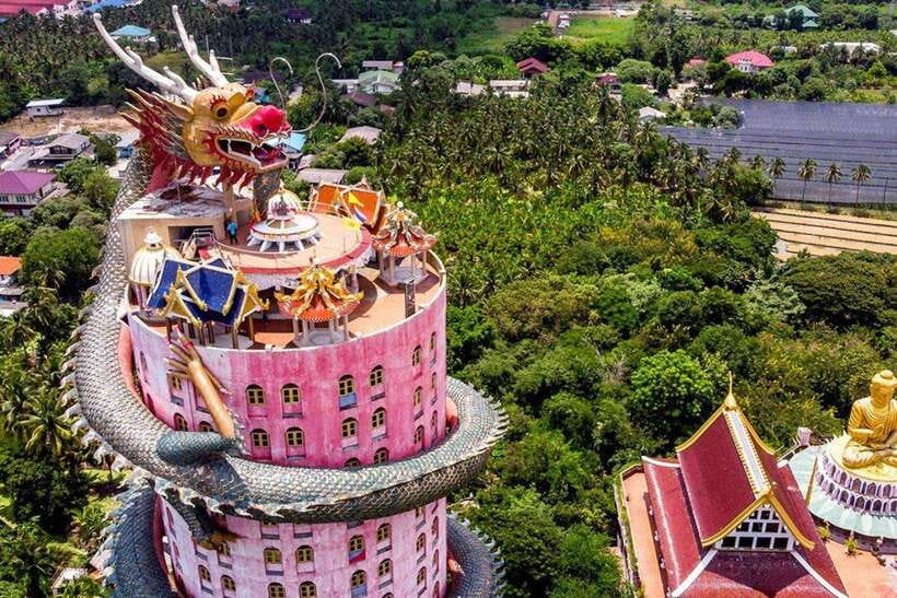 Bangkok: Railway and Floating Market Tour with Dragon Temple - Why this $16 day trip offers good value