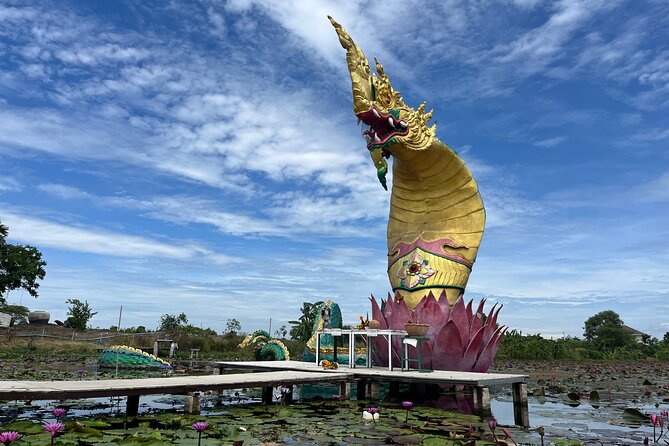 Bangkok: Red Lotus Pond & Thonburi Market - Why this Bangkok day trip feels different
