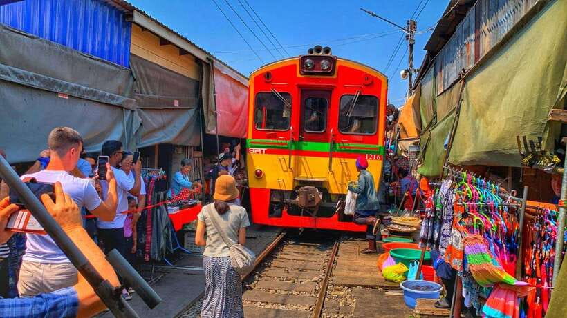 Bangkok: Train Market & Floating Market with Boat Ride - Key Points Before You Book
