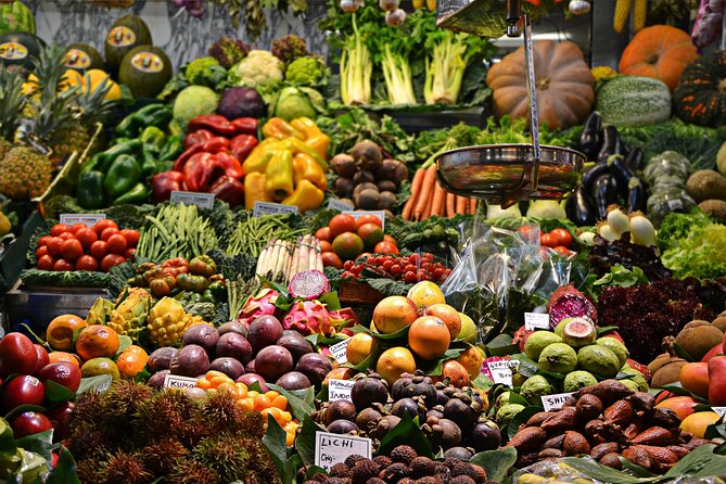 Barcelona Food Markets Private Tour with Tastings - Walking Las Ramblas without making it the whole day