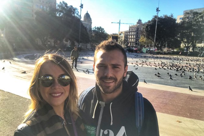 Barcelona Food Tour: Market & Gothic Quarter with Expert Guide - How much food do you receive?
