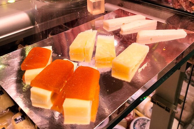 Barcelona La Boqueria & Sant Antoni Private Food Experience - What the private format adds