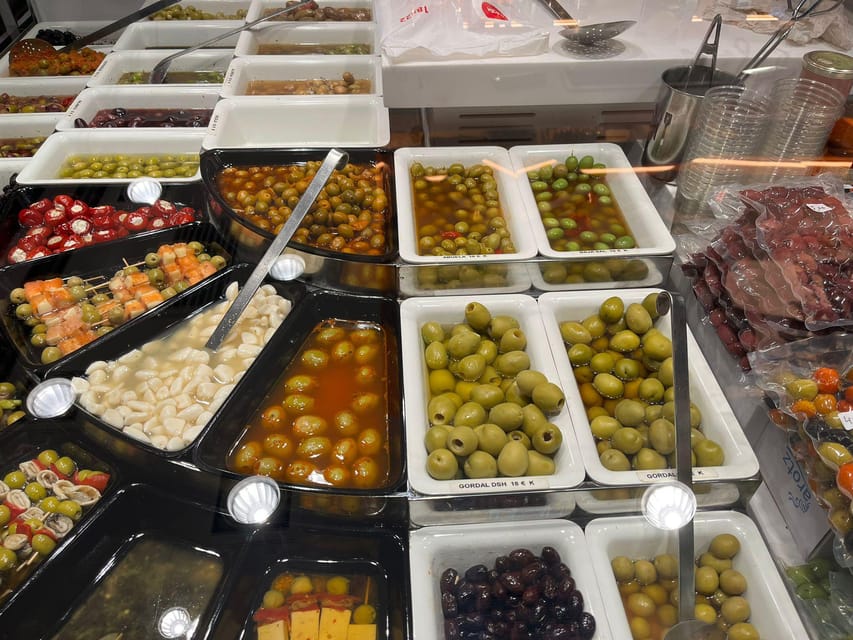 Barcelona: Local Market & Street Food Walking Tour - Santa Maria del Pi and the Gothic Quarter
