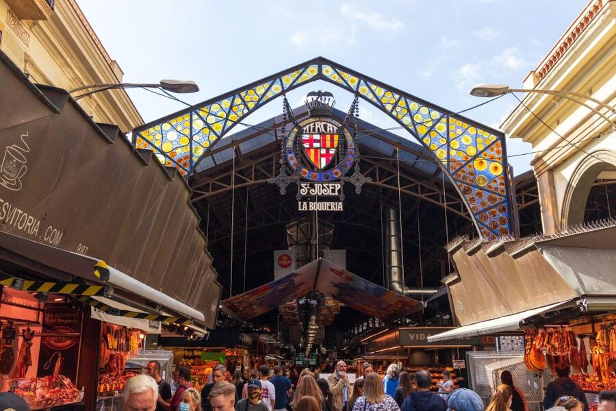 Barcelona: Paella Cooking Class with Market Visit and More - The paella choices and the seafood question