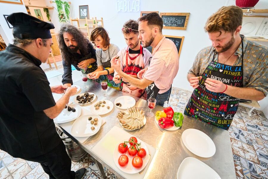 Barcelona: Paella Cooking Class with Market Visit and More - Choosing the best class time