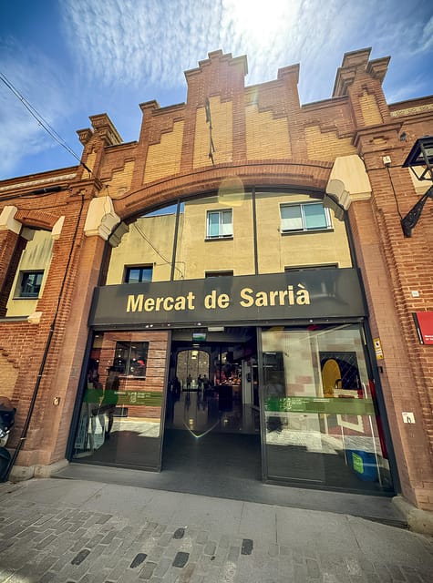 ⭐︎ Barcelona: Paella Maestro Market Tour & Sangria & Tapas - Learning a family-style paella recipe