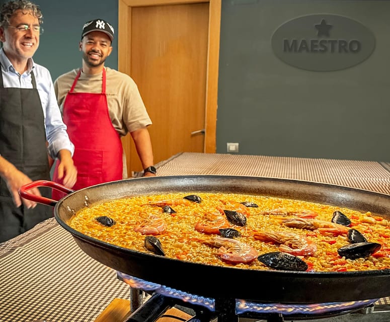 ⭐︎ Barcelona: Paella Maestro Market Tour & Sangria & Tapas - Who will enjoy this most