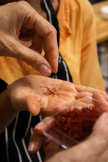 Barcelona: Seafood Paella Cooking Class & Boqueria market - Pan con tomate, cured meats, and Spanish drinks