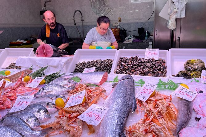 Basque Cooking Experience: Market Tour & Hands-On Class English - Key points at a glance