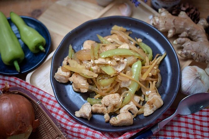 Battambang: Cooking Class and Market Touring - Sitting Down to Eat What You Made