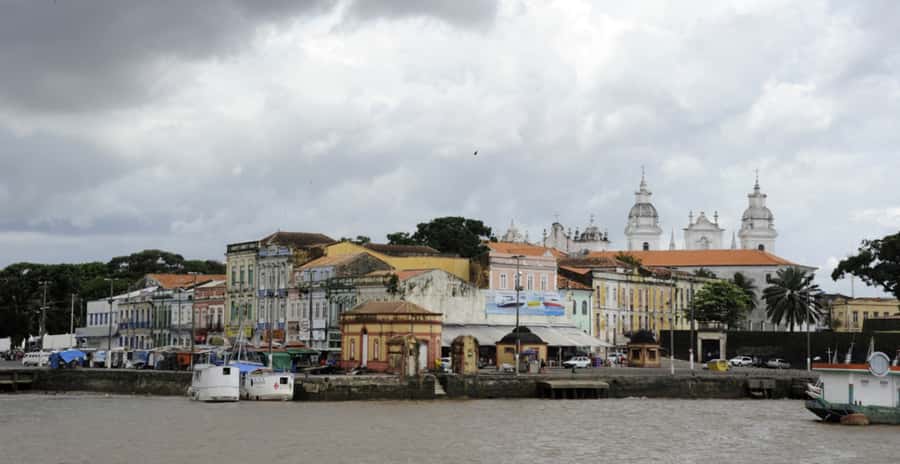 Belém: Ver-o-Peso Market and Full-Day City Tour with Lunch - The stone displays at São José Liberto
