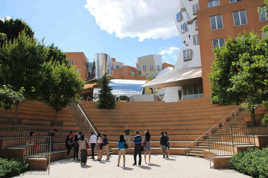 Best Of Boston: Harvard, MIT and Harbor Cruise 1 Day Tour - Guide Quality and the Feel of the Day