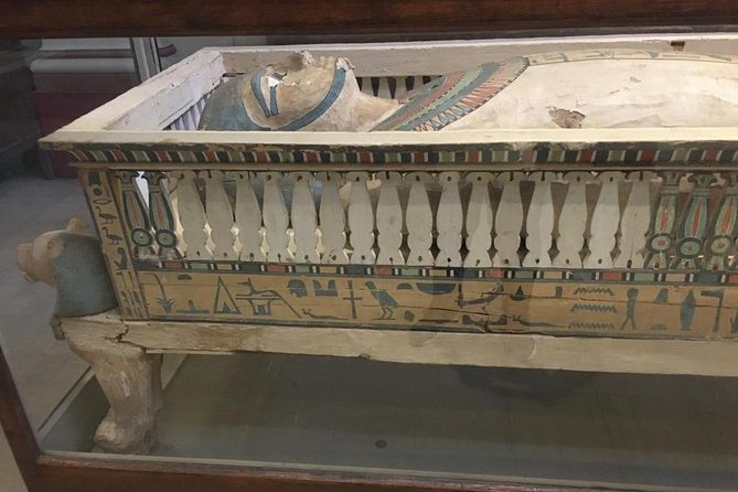 Best tour to Giza Pyramids, Egyptian Museum, Bazaar and Felucca - Starting with two hours among Egyptian antiquities