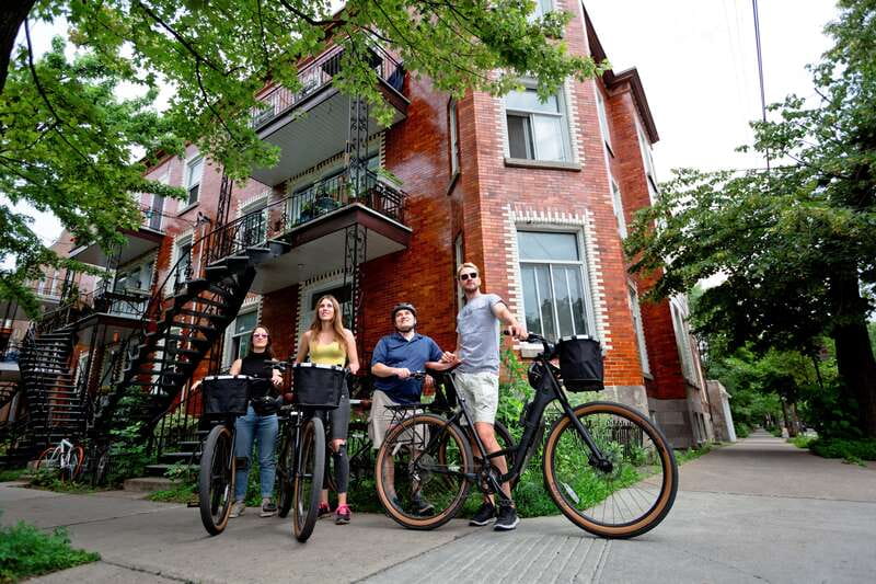 Bike/E-bike tour Plateau,MileEnd, Jean-Talon Market by Fitz - Riding time, safety, and group comfort