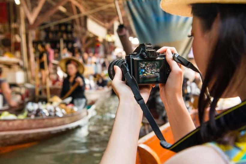 BKK: Damnoen Floating Market, Maeklong Rail & River Bridge - Maeklong Railway Market: Thailand’s most unusual market stop