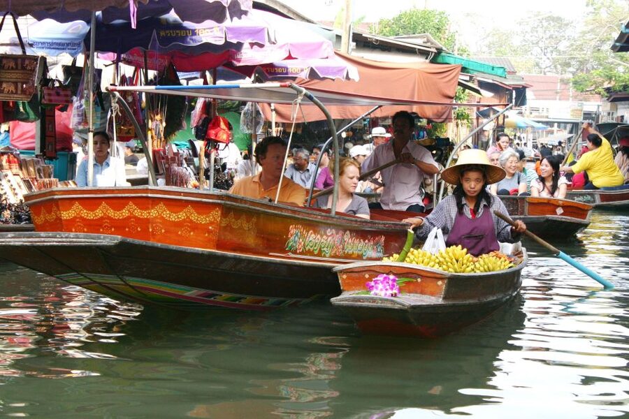 BKK :Meet monkey, mangrove forest, seafood& market -private - Who will enjoy this full-day outing?