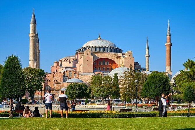 Blue Mosque, Hagia Sophia, Topkapi Palace &Grand Bazaar Tour - Why this four-stop route works well in Istanbul