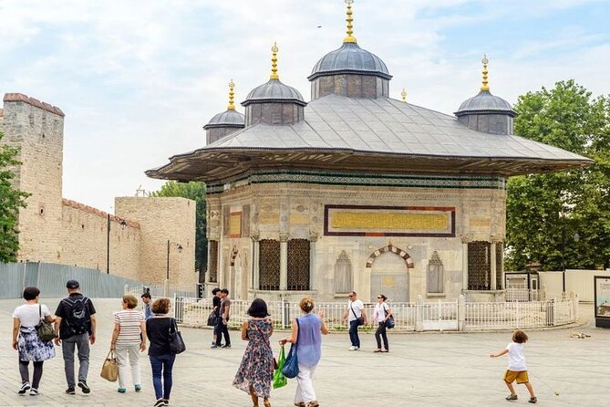 Blue Mosque, Hagia Sophia, Topkapi Palace &Grand Bazaar Tour - Ending at the Grand Bazaar