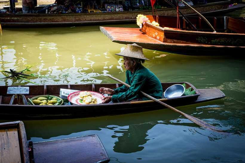 Boat Tour of Damnoen Saduak Floating Market - Who should book this boat ride?