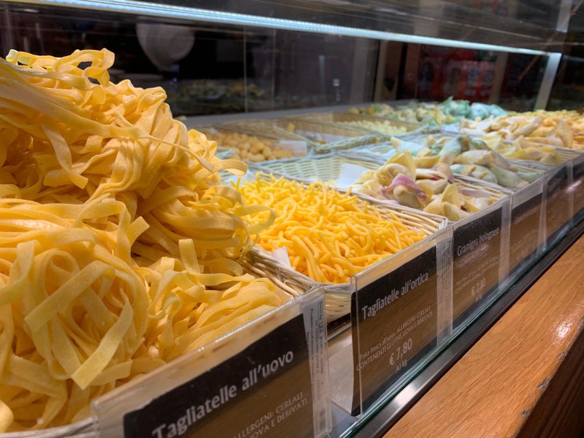 Bologna: Guided Food Markets Tour - The Quadrilatero and Bologna’s old food shops