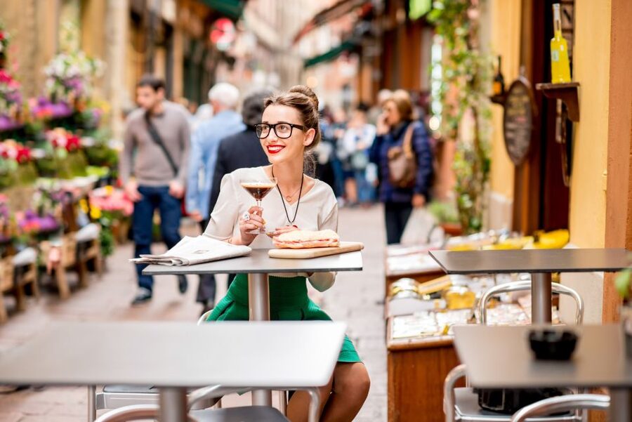 Bologna: Small Group Food market Walking Tour with Tasting - San Petronio and the city’s public face