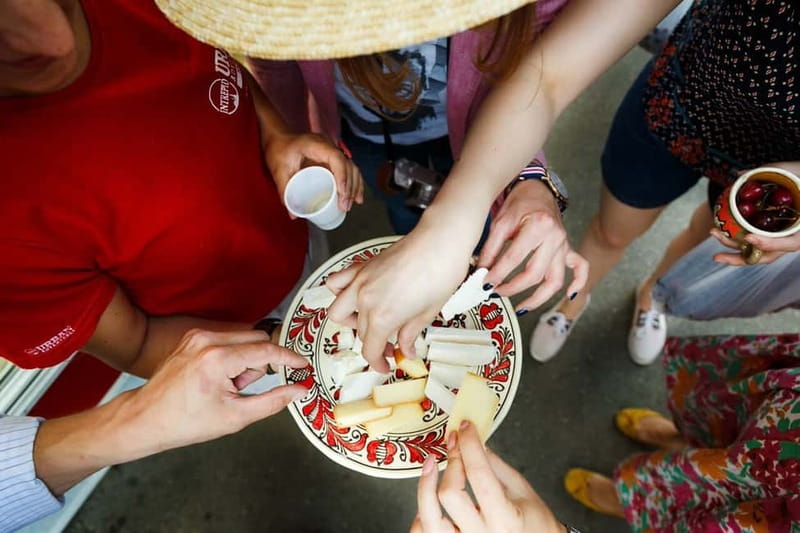 Bucharest: Hidden Markets Walking Tour with Tastings - Starting at the National Theatre