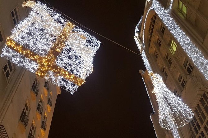 Budapest Christmas Market Tour with Basilica visit & Chimney cake - Who should book this Christmas walk
