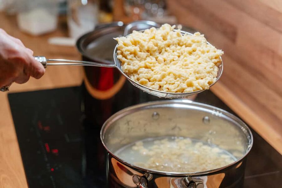 Budapest: Small-Group Cooking Class & Market Tour with Local - Who should book this Budapest food experience?