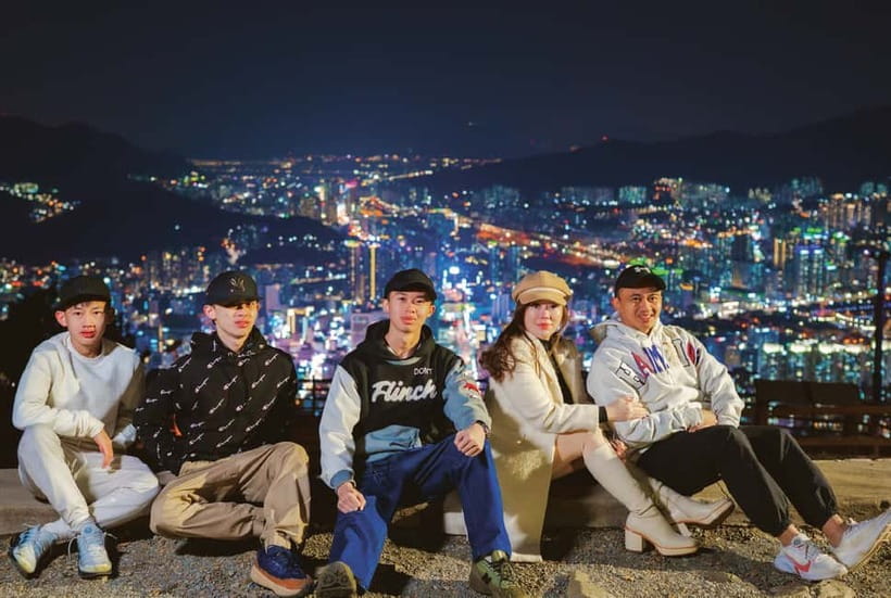 Busan: Night Tour with Jagalchi Market and Skywalk - Starting at Jagalchi Station at 16:50