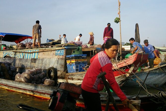 Cai Rang Floating Market - My Tho & Ben Tre - VIP Private Tour - The 5:00 AM drive to Cai Rang