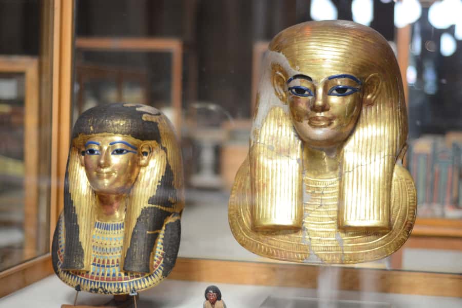 Cairo: 2-Day Pyramid, Museum, Bazaar Private Tour - A quiet hour on the Nile by felucca