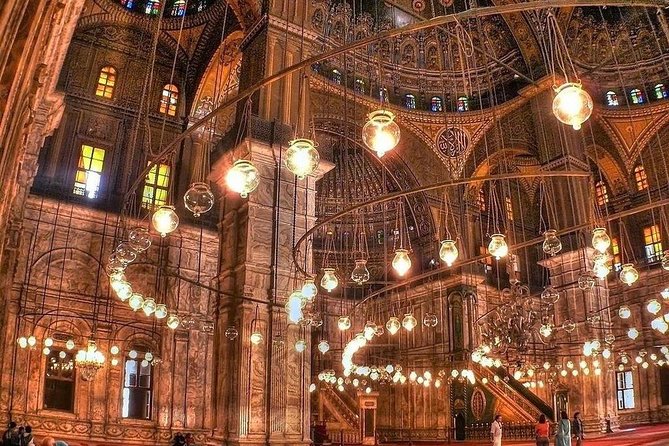 Cairo Day Tour visit Egyptian Museum, Citadel and Khan Khalil Bazaar - The guides are the strongest part of the experience