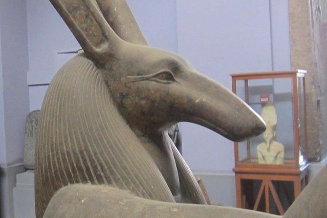 Cairo: Female-Guided Pyramids, Bazaar, and Museum Tour - What the guide can add to your day