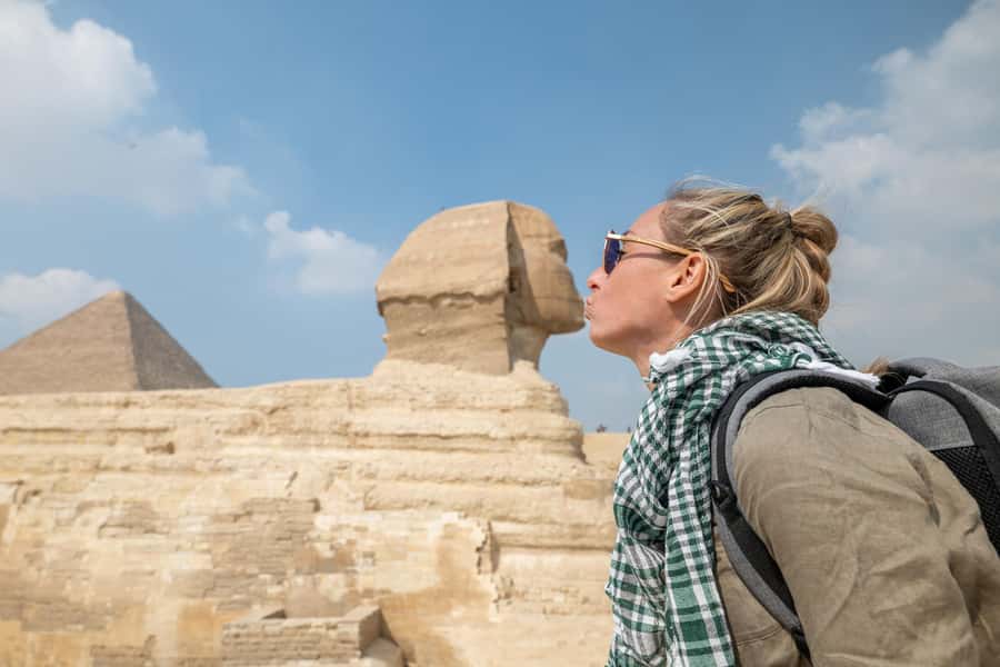 Cairo: Giza Pyramids, Museum & Bazaar Tour with Lunch - Key points to know before booking