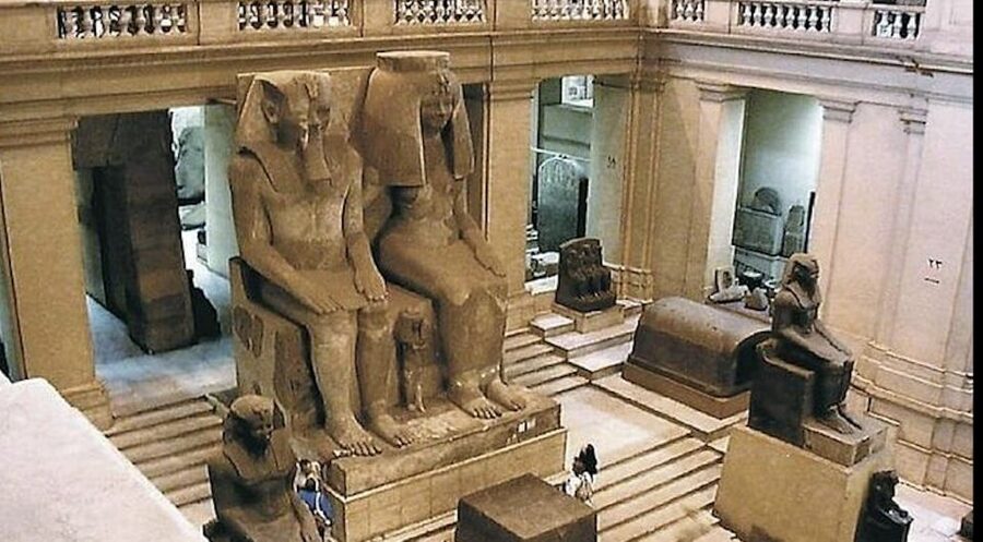 Cairo: Great Pyramids, Egyptian Museum, Bazaar Layover Tour - Egyptian lunch between the ancient sites