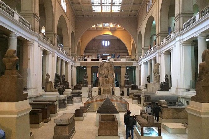 Cairo Private Day Tour: Egyptian Museum, Citadel, and Khan al-Khalil Bazaar - Lunch on El Maadi Island breaks up the sightseeing