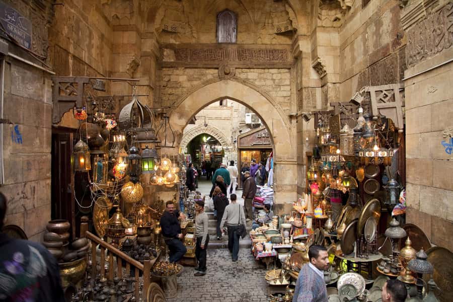 Cairo: Private Pyramids, Museum & Bazaar Tour with Lunch - Who will get the most from this tour