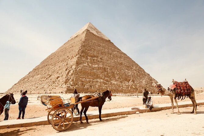 Cairo: Pyramids, Bazaar, Lunch with Female Guide - Guide quality and the female guide question