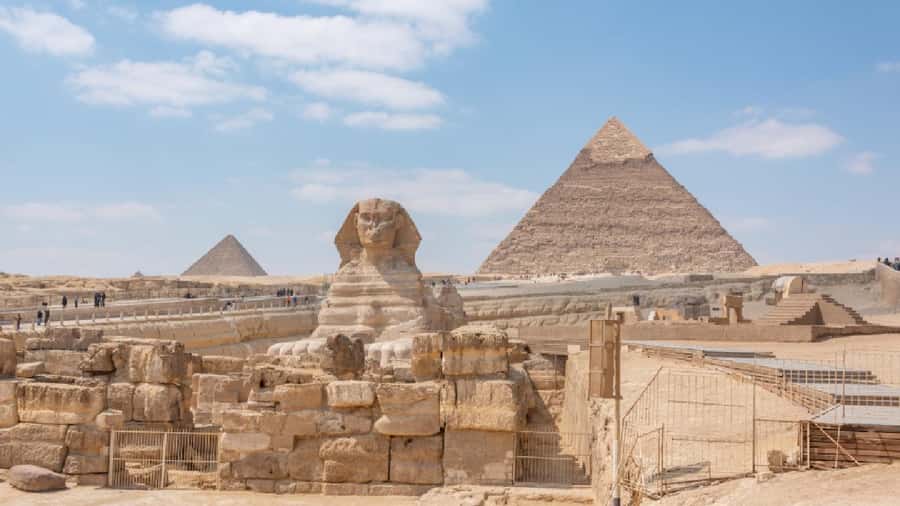 Cairo: Pyramids, Memphis, Sakkara, Dahshur & Bazaar Day Tour - Transport, guide, and language choices